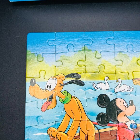 Vintage 1989 Mickey Mouse & Friends Jigsaw Puzzle -64 Chunky pcs COMPLETE - Picture 3 of 11